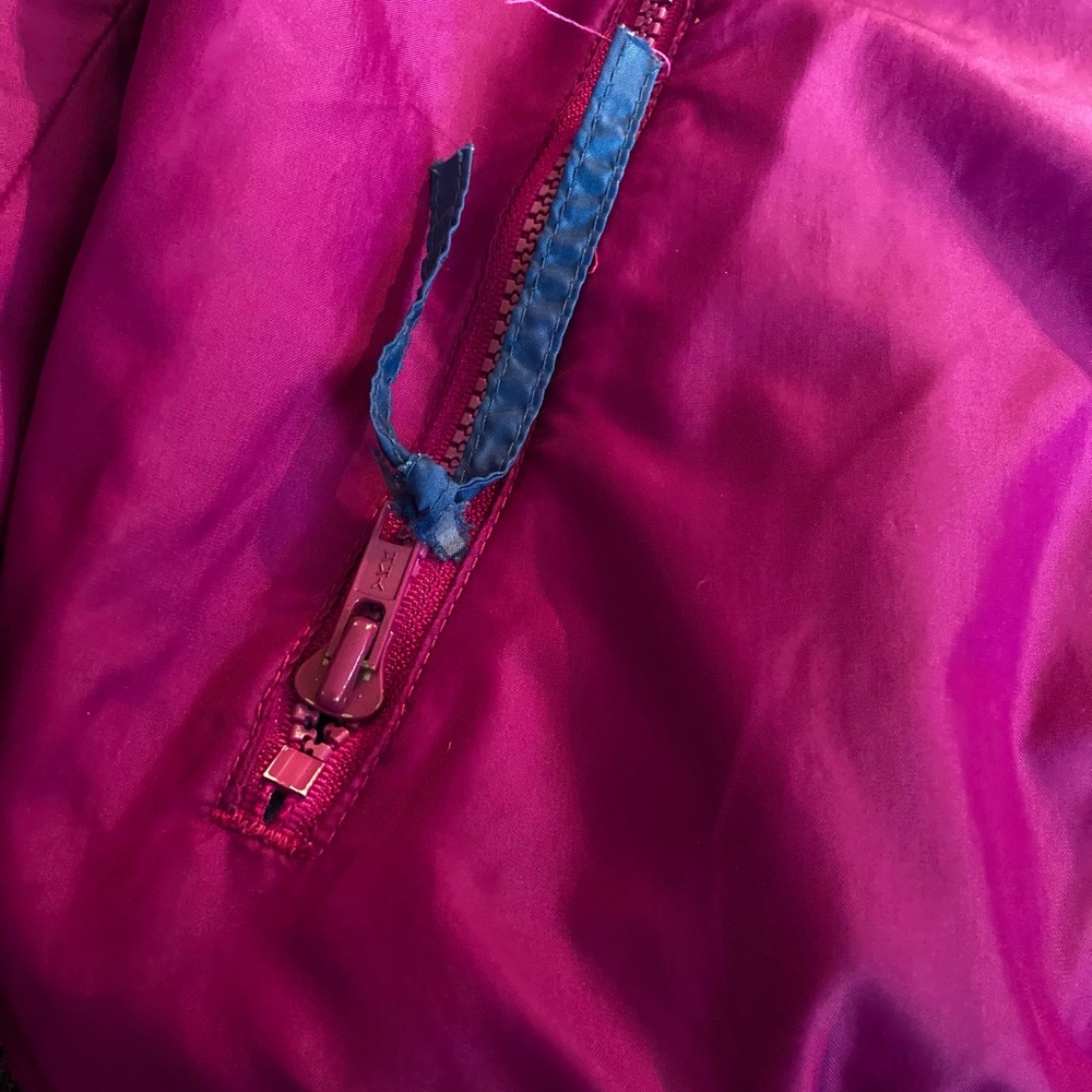 Vintage 80’s/90’s Columbia duo coloured ski jacket with radial sleeves s… - Picture 12 of 16